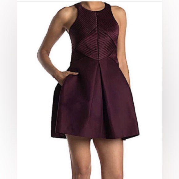Halston Heritage Satin Pleated Bodycon Mini Dress in Burgundy 6 - Picture 1 of 10
